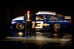 NASCAR.Präsident Mike Helton und der neue Chevy SS