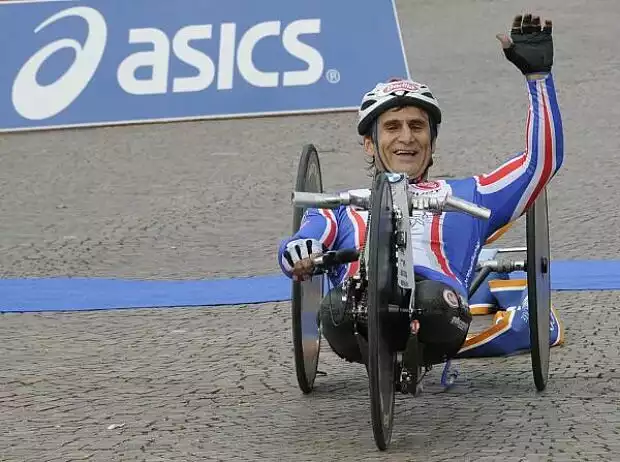 Titel-Bild zur News: Alessandro Zanardi