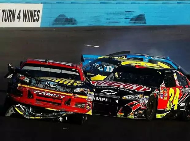 Jeff Gordon, Clint Bowyer Titel-Bild zur News: Jeff Gordon, Clint Bowyer