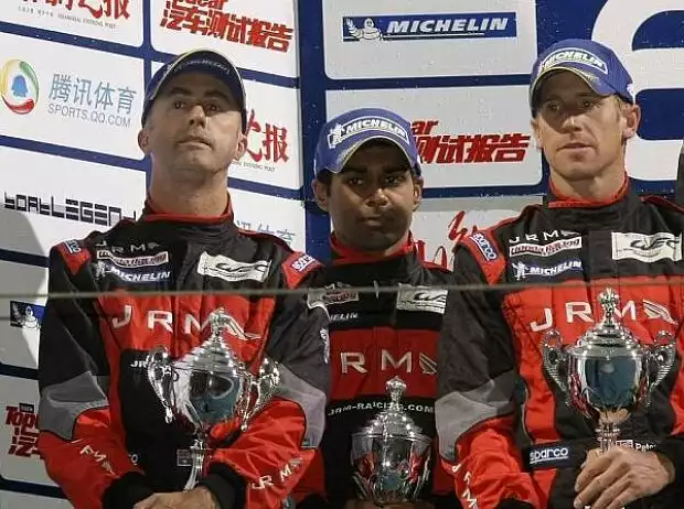 Titel-Bild zur News: Peter Dumbreck, Karun Chandhok, David Brabham