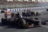 Bild zum Inhalt: Coulthard und Ricciardo heizen den Fans in Bologna ein