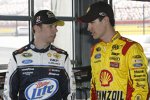 Neue Teamkollegen: Joey Logano (re.) und Brad Keselowski (Penske) 