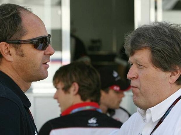 Norbert Haug (Mercedes-Motorsportchef), Gerhard Berger Norbert Haug (Mercedes-Motorsportchef), Gerhard Berger