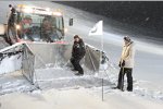 Bruno Spengler und Martin Kaymer beim Putten im Schnee