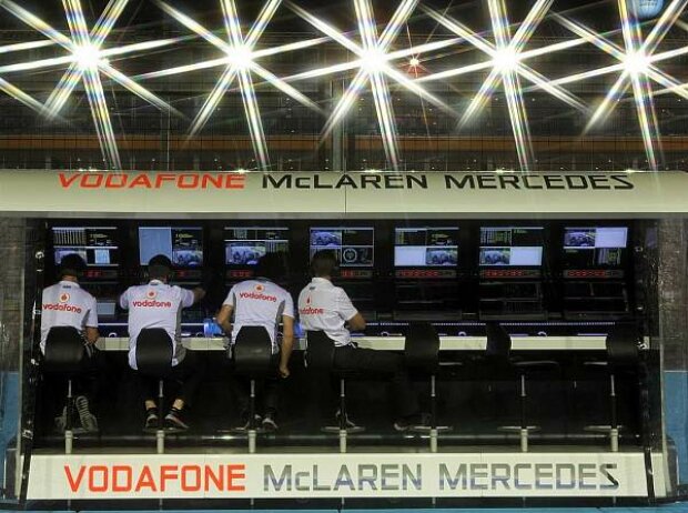 McLaren-Kommandostand in Singapur McLaren-Kommandostand in Singapur