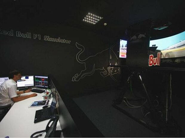 Red-Bull-Simulator in Milton Keynes Red-Bull-Simulator in Milton Keynes