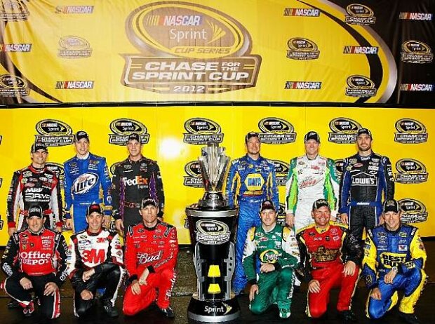 Martin Truex Jun., Matt Kenseth, Clint Bowyer, Kasey Kahne, Kevin Harvick, Greg Biffle, Tony Stewart, Jimmie Johnson, Dale Earnhardt Jun., Denny Hamlin, Brad Keselowski, Jeff Gordon