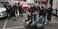 Das HS-Rallye-Team vor dem Start der Rallye Dakar 2013
