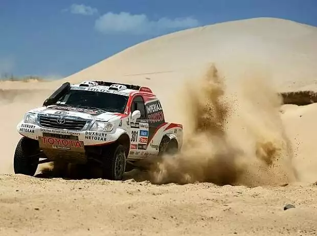 Giniel de Villiers bei der Rallye Dakar 2013 Titel-Bild zur News: Giniel de Villiers bei der Rallye Dakar 2013