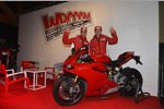 Andrea Dovizioso und Nicky Hayden mit einer 1199 Panigale