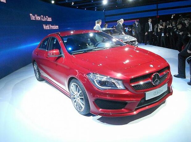Mercedes-CLA Mercedes-CLA