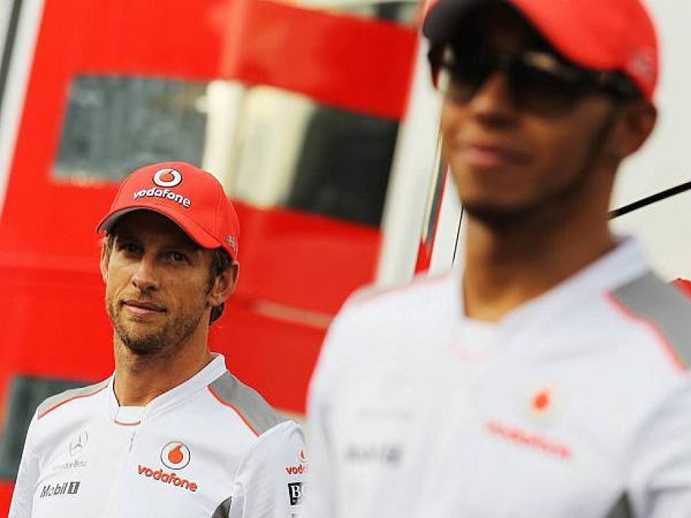 Button, Hamilton