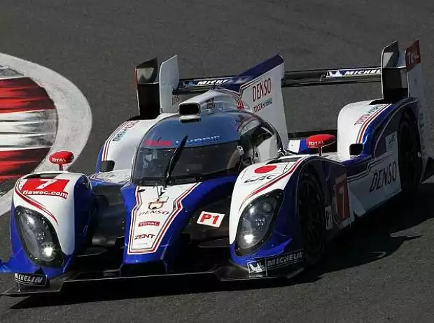 Alexander Wurz, Kazuki Nakajima Titel-Bild zur News: Alexander Wurz, Kazuki Nakajima
