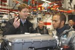 Lewis Hamilton machte auch einen Abstecher ins Motorenwerk