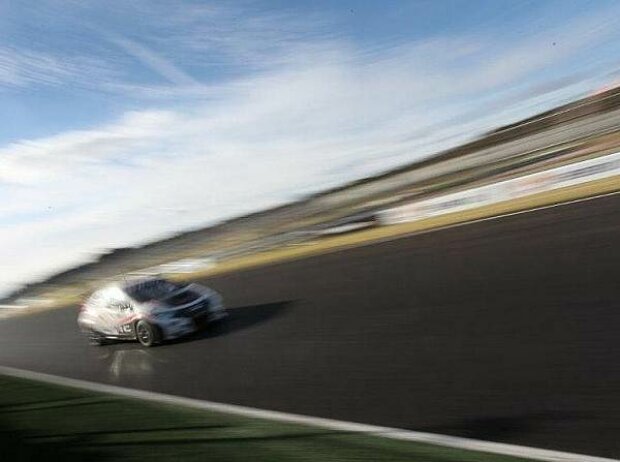 Titel-Bild zur News: Honda-Testfahrten in Valencia