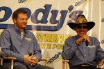 Dale Earnhardt Jun. und Richard Petty 