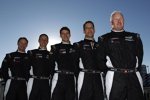 Die Mannschaft von Doran Racing mit Paul Tracy (re.)