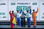 Juan Pablo Montoya, Memo Roja, Scott Pruett und Charlie Kimball in der Victory Lane