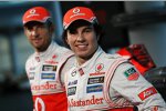 Jenson Button (McLaren) und Sergio Perez (McLaren) 