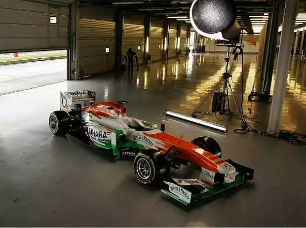 Präsentation des Force-India-Mercedes VJM06 Titel-Bild zur News: Präsentation des Force-India-Mercedes VJM06