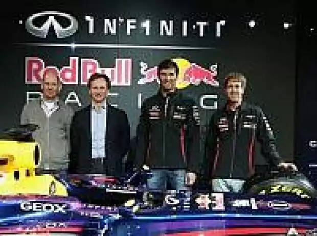 Sebastian Vettel, Mark Webber, Christian Horner, Adrian Newey Titel-Bild zur News: Sebastian Vettel, Mark Webber, Christian Horner, Adrian Newey