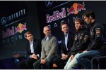 Adrian Newey, Christian Horner, Mark Webber (Red Bull) und Sebastian Vettel (Red Bull) 