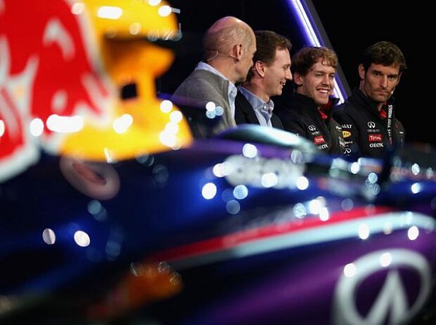 Titel-Bild zur News: Adrian Newey, Christian Horner, Sebastian Vettel, Mark Webber