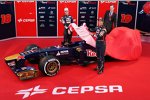 Jean-Eric Vergne (Toro Rosso) und Daniel Ricciardo (Toro Rosso) mit dem STR8