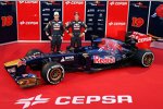 Jean-Eric Vergne (Toro Rosso) und Daniel Ricciardo (Toro Rosso) mit dem STR8