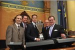 Brad Keselowski besucht den Senat von Michigan