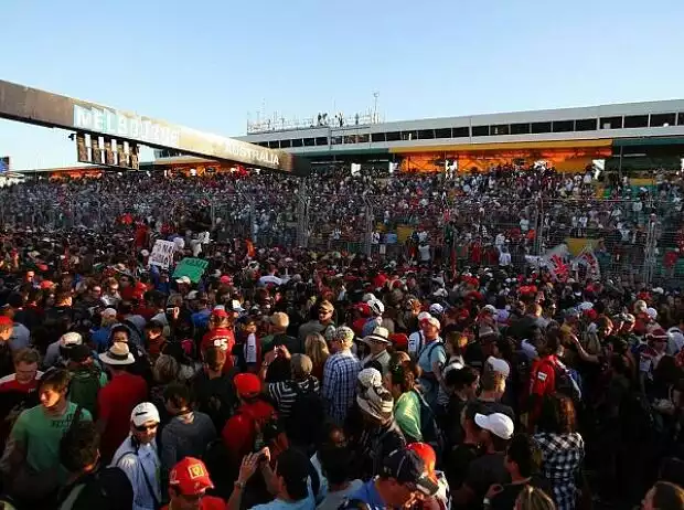 Fans, Albert Park Titel-Bild zur News: Fans, Albert Park