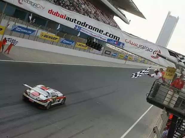 Dubai Autodrome Titel-Bild zur News: Dubai Autodrome