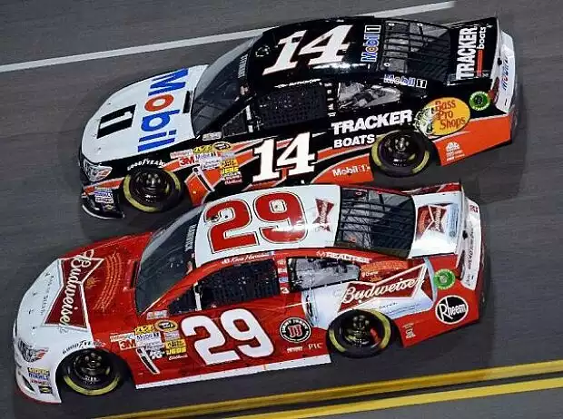 Kevin Harvick, Tony Stewart Titel-Bild zur News: Kevin Harvick, Tony Stewart
