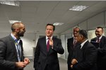 Cyril Abiteboul, David Cameron und Tony Fernandes (Caterham)