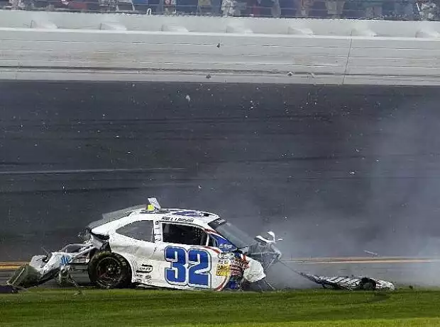 Kyle Larson Turner Titel-Bild zur News: Kyle Larson Turner