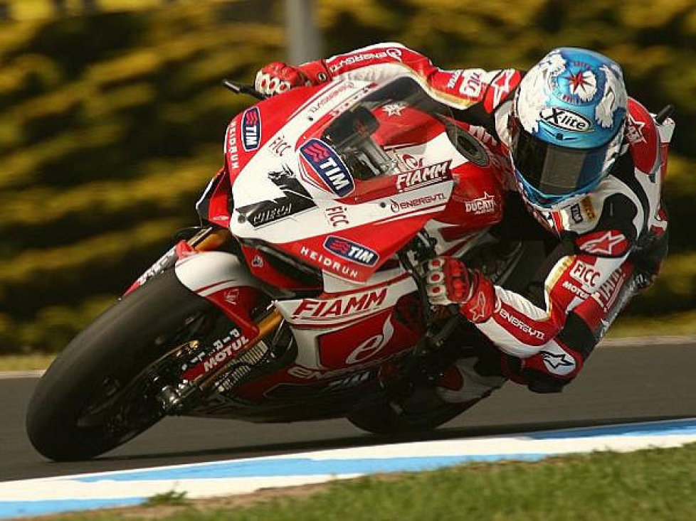 Carlos Checa
