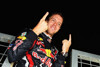 Bild zum Inhalt: Vettel verspricht keine Siege - aber den Finger