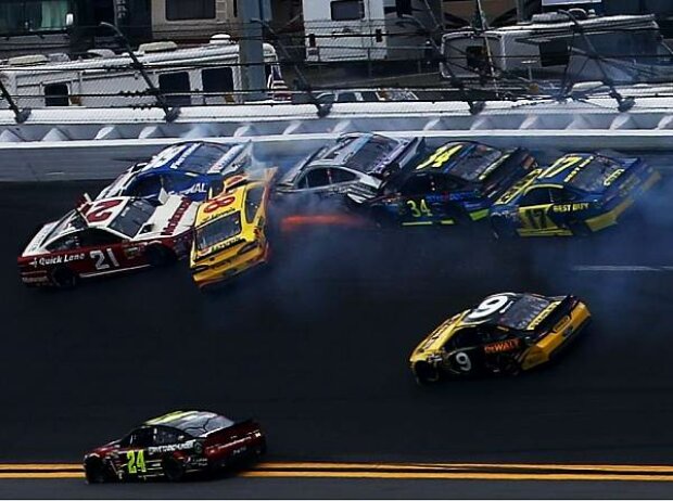 Carl Edwards, Trevor Bayne, Terry Labonte, David Ragan, David Gilliland Carl Edwards, Trevor Bayne, Terry Labonte, David Ragan, David Gilliland