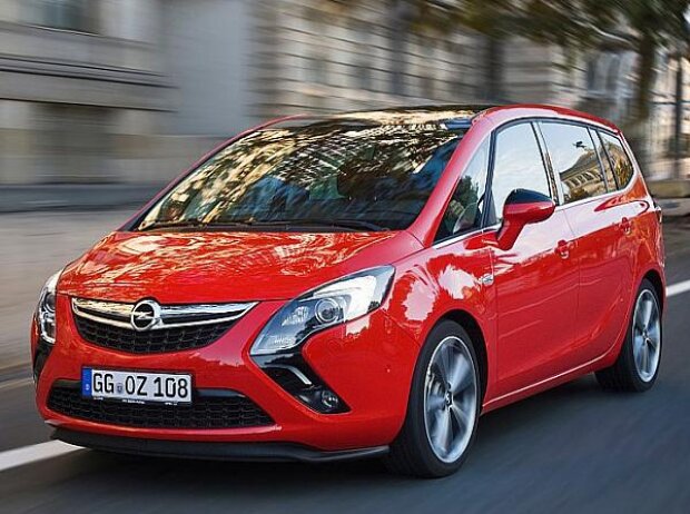Titel-Bild zur News: Opel Zafira Tourer Biturbo