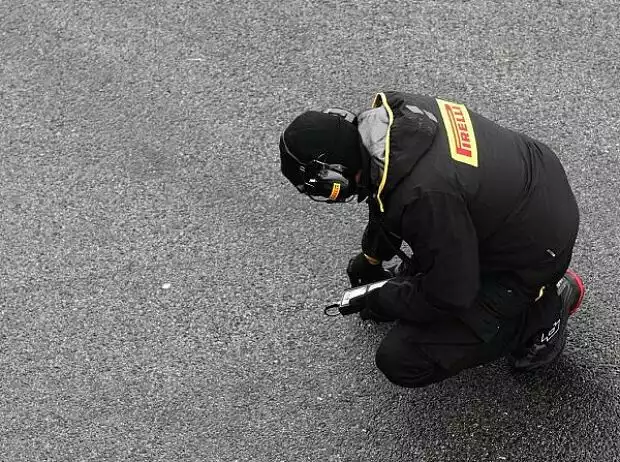 Pirelli-Mitarbeiter Titel-Bild zur News: Pirelli-Mitarbeiter