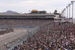 Die Meute auf dem Weg in Turn 1