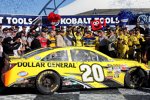 Premiere: Matt Kenseth und die Gibbs-Crew in der Victory Lane