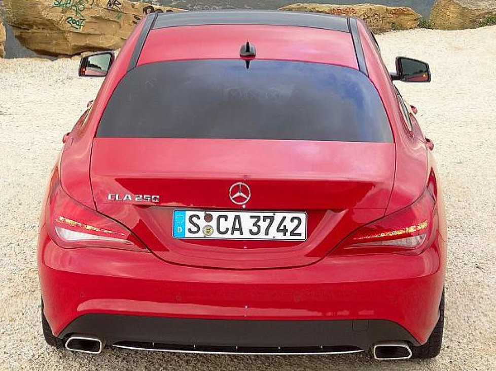 Mercedes-Benz CLA 250