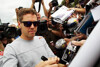 Bild zum Inhalt: Vettel: "Kein Desaster, wenn wir nicht konkurrenzfähig sind"