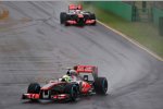 Sergio Perez (McLaren) und Jenson Button (McLaren) 