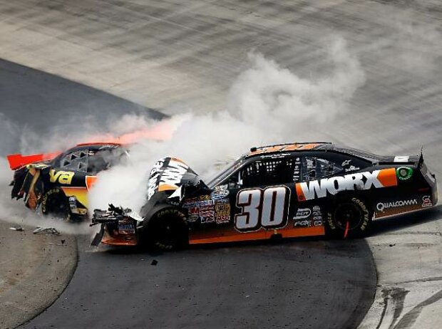 Crash zwischen Nelson Piquet Jun. und Jamie Dick Crash zwischen Nelson Piquet Jun. und Jamie Dick