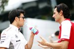 Sergio Perez (McLaren) und Pedro de la Rosa (Ferrari) 