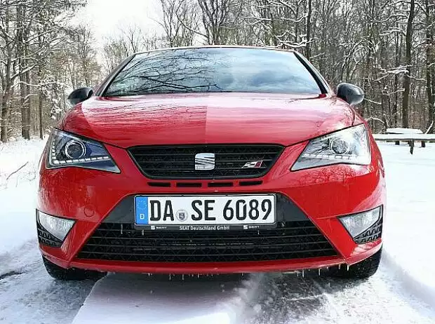 Seat Ibiza Cupra Titel-Bild zur News: Seat Ibiza Cupra