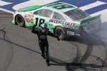 Kyle Busch (Gibbs) feiert seinen ersten Saisonsieg