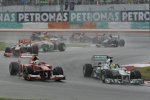 Nico Rosberg (Mercedes) vor Felipe Massa (Ferrari) 